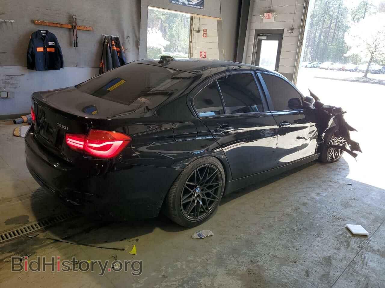 2016 BMW 3 SERIES - VIN: WBA8E1G57GNU11255 - Фото 3