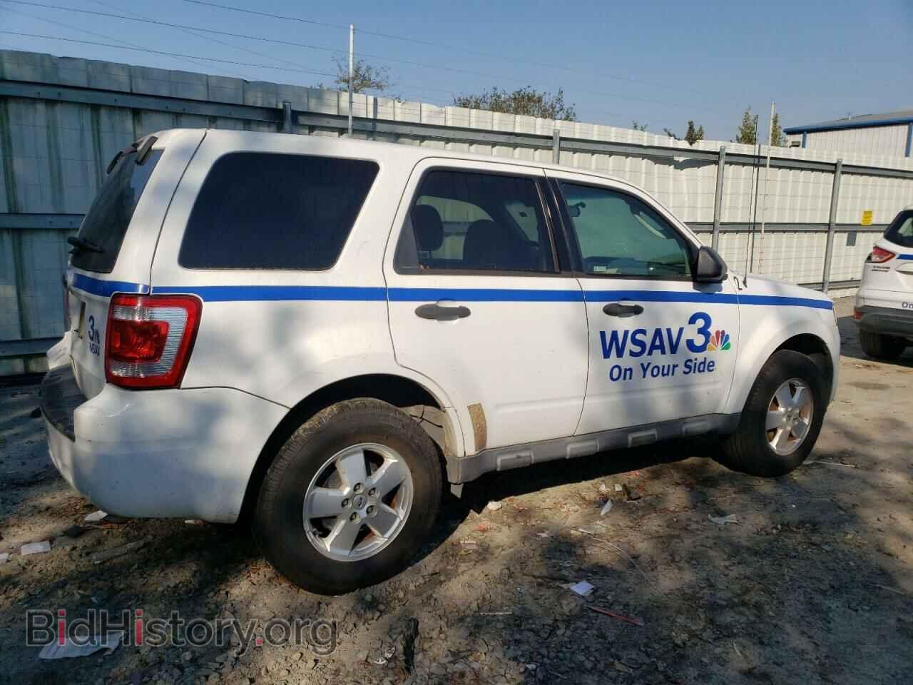 2011 FORD ESCAPE - VIN: 1FMCU0C72BKC65449 - Фото 3