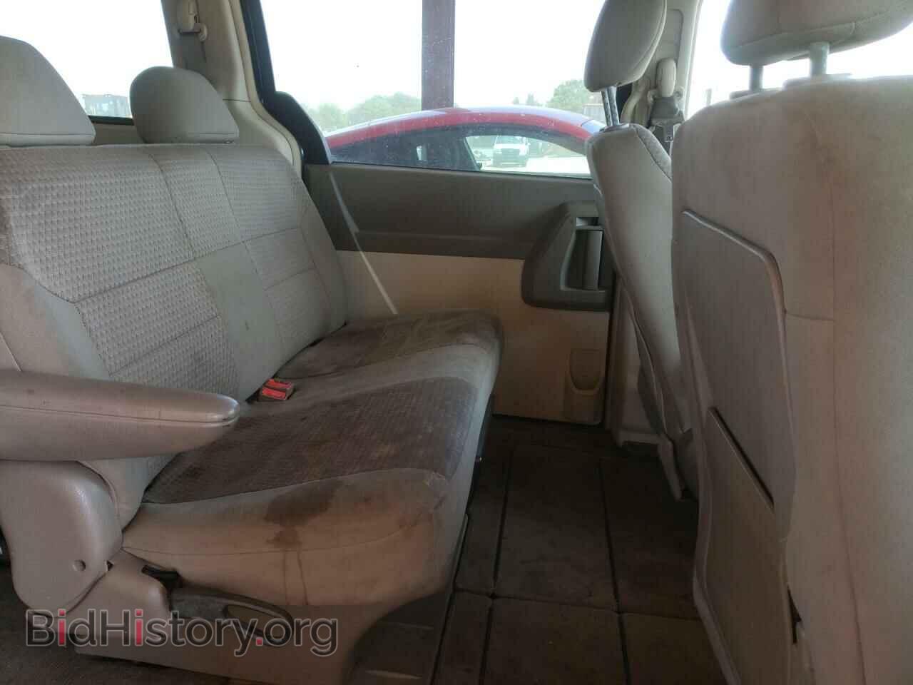 2008 CHRYSLER MINIVAN - VIN: 2A8HR44H58R667592 - Фото 6