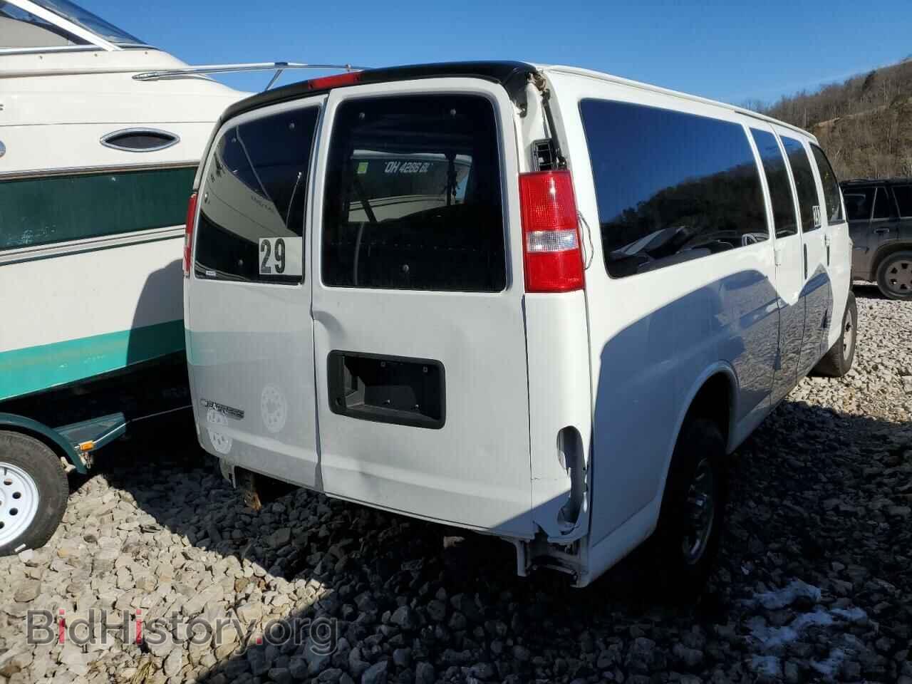2017 CHEVROLET EXPRESS - VIN: 1GAZGPFG9H1340956 - Фото 3