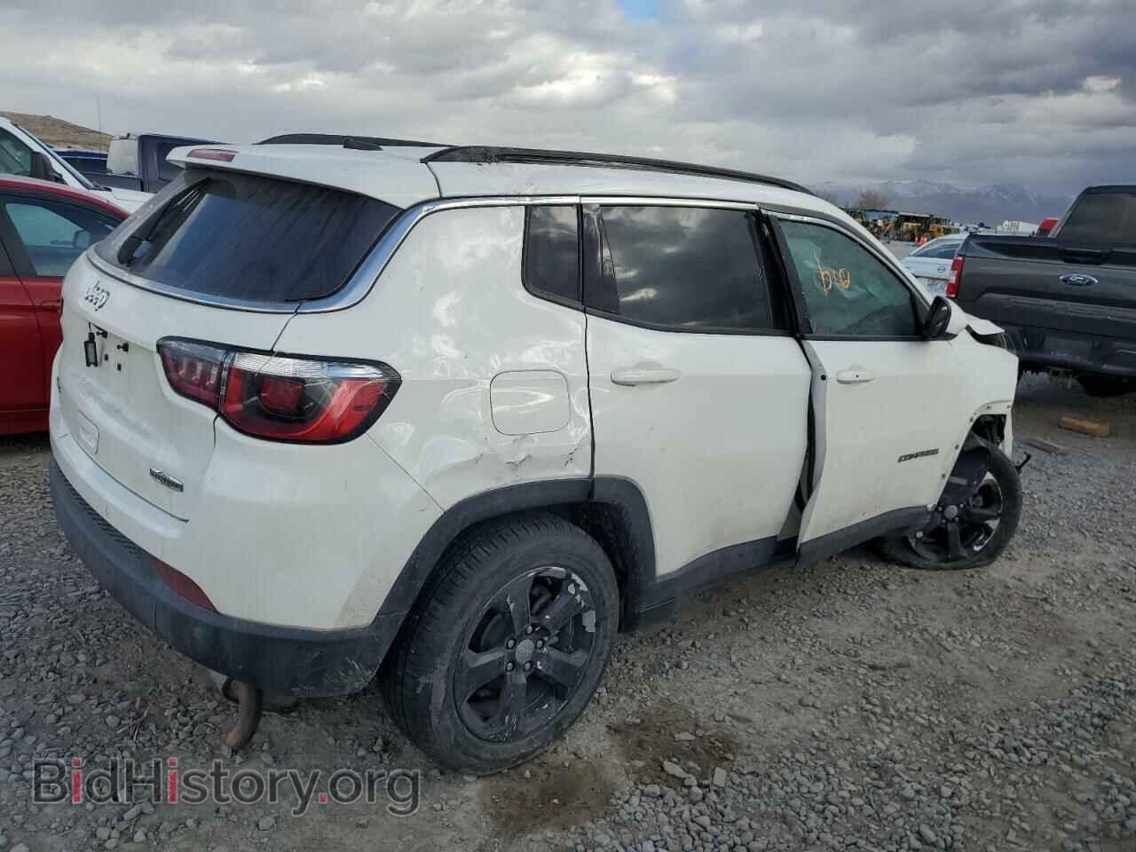 2018 JEEP COMPASS - VIN: 3C4NJDBB6JT415370 - Photo 3