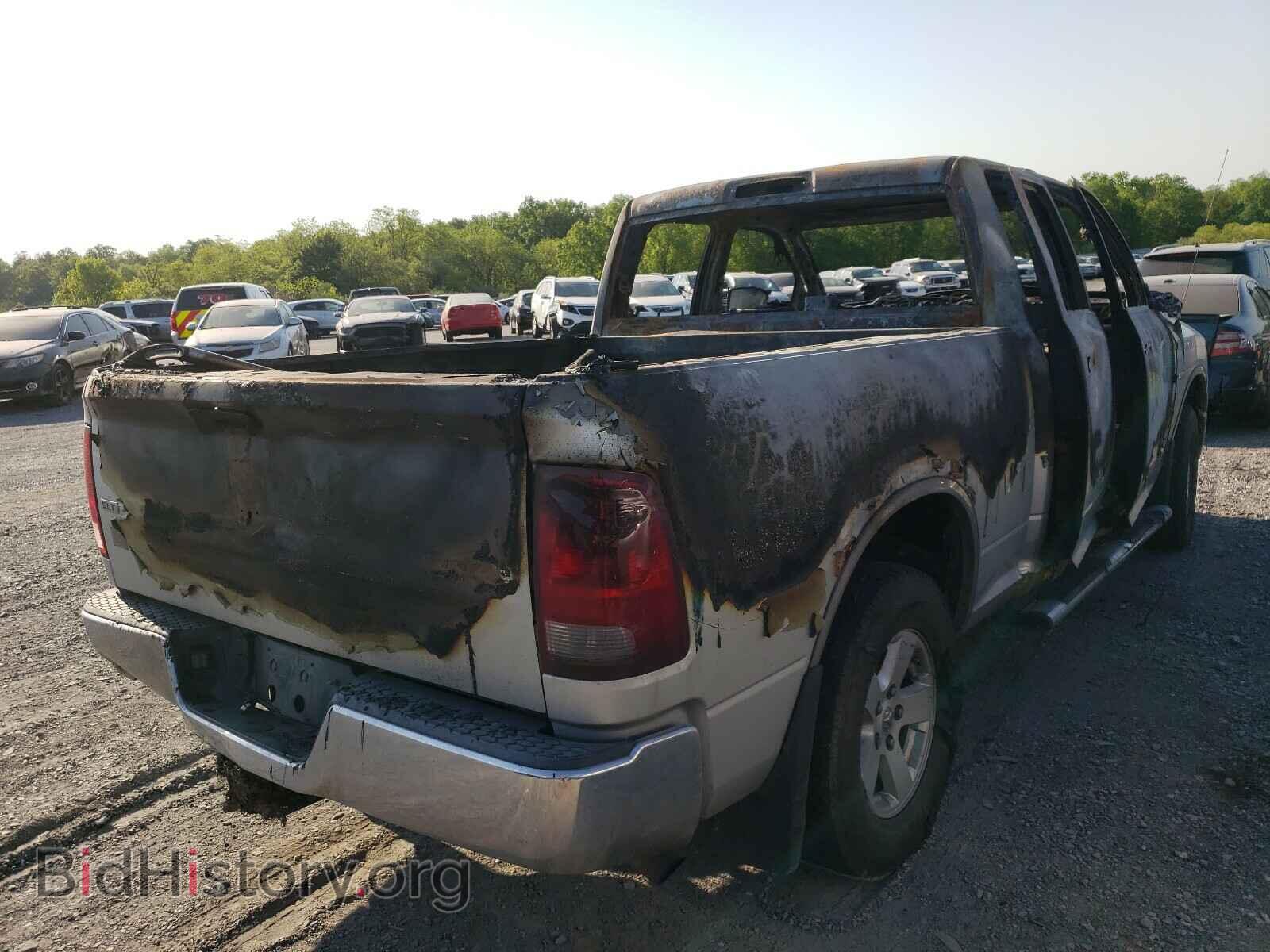 2009 DODGE RAM 1500 - VIN: 1D3HV18TX9S826047 - Фото 4