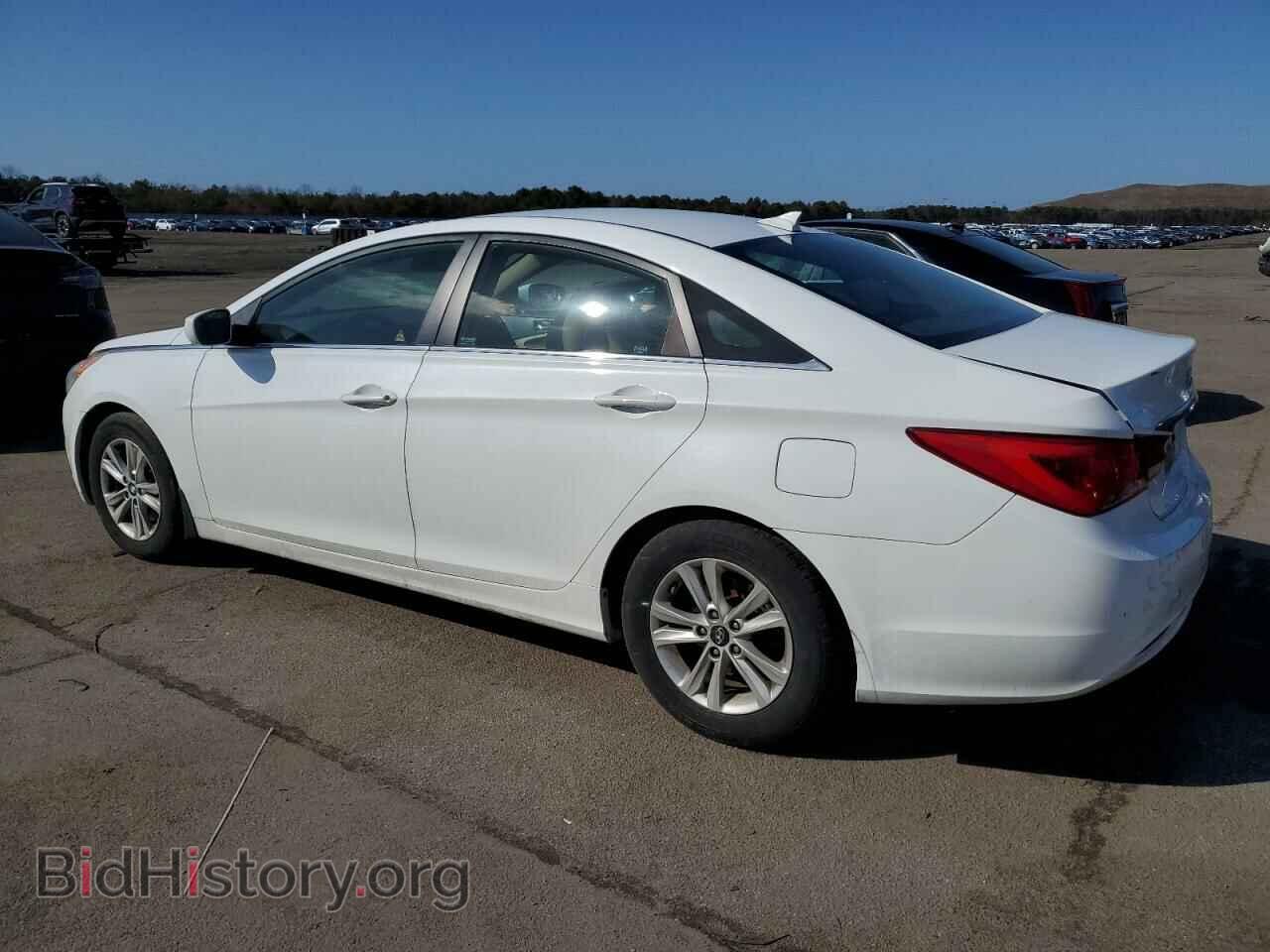 2013 HYUNDAI SONATA - VIN: 5NPEB4AC7DH575933 - Фото 2