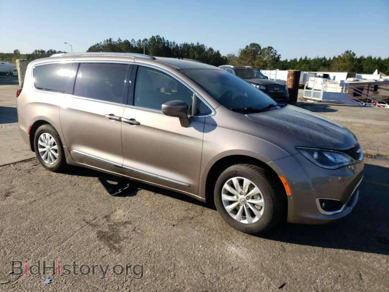 2018 CHRYSLER PACIFICA - VIN: 2C4RC1BG1JR103997 - Photo 4