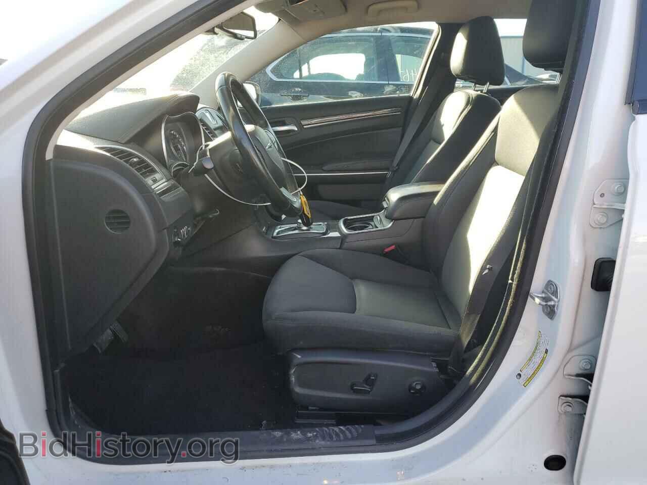 2018 CHRYSLER 300 - VIN: 2C3CCAAG3JH281976 - Фото 7