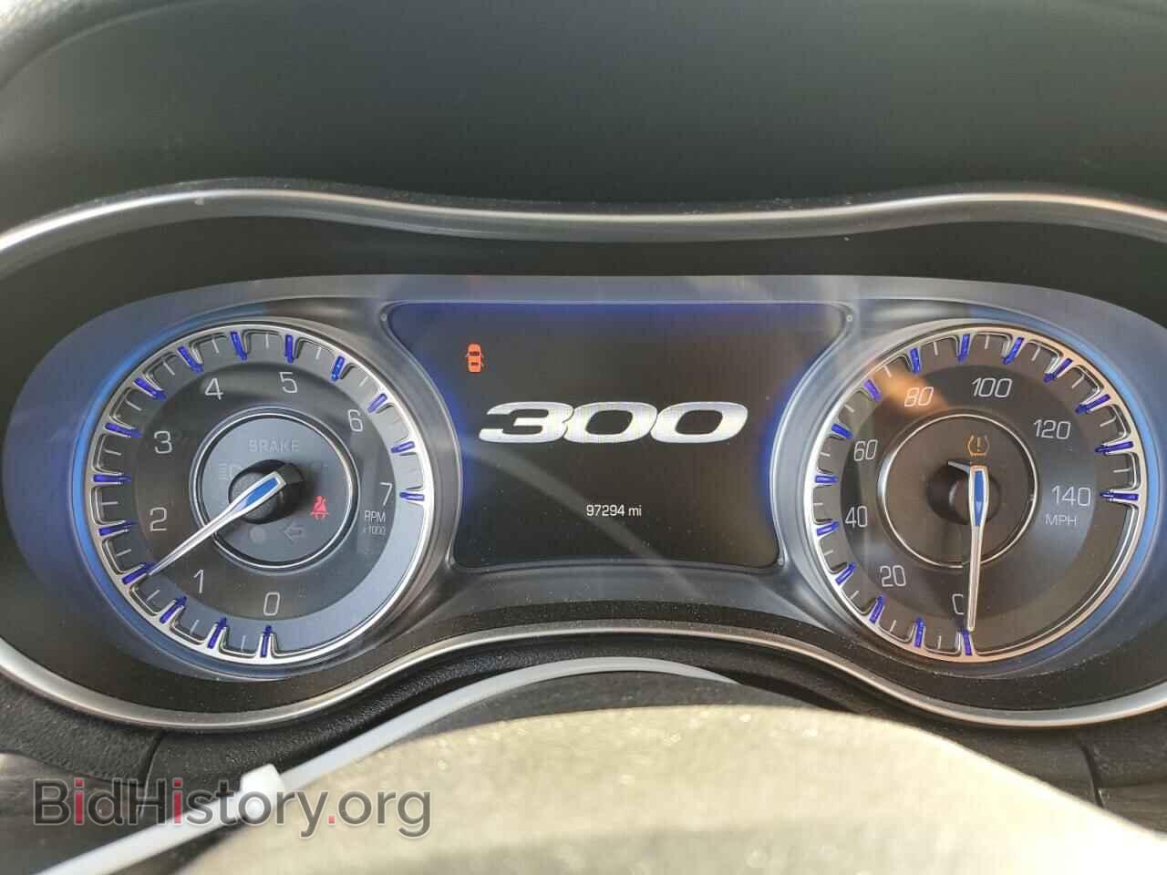 2018 CHRYSLER 300 - VIN: 2C3CCAAG3JH281976 - Фото 9