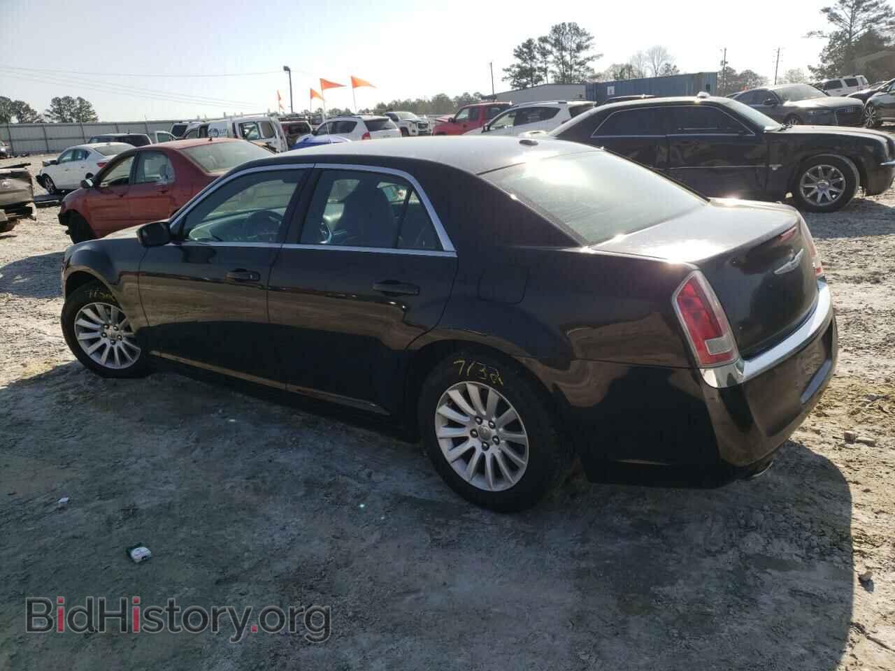 2014 CHRYSLER 300 - VIN: 2C3CCAAG6EH212852 - Фото 2