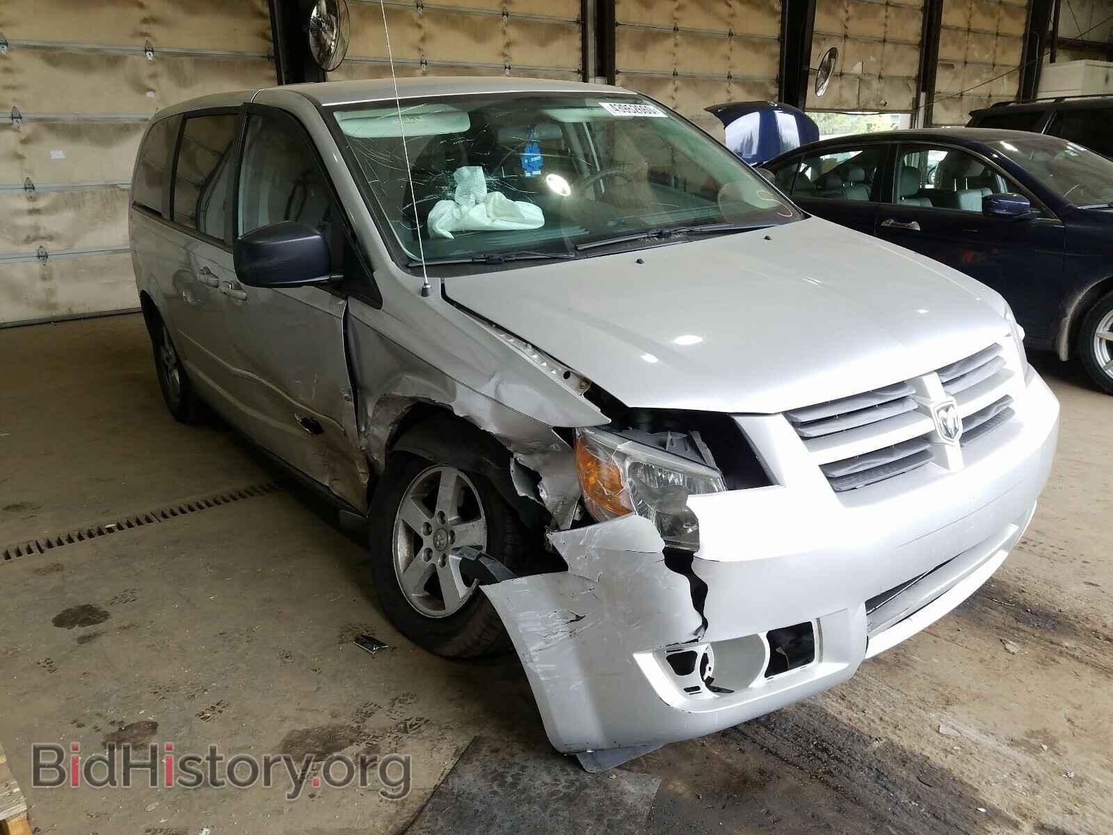 Photo 2D4RN4DE9AR146980 - DODGE CARAVAN 2010
