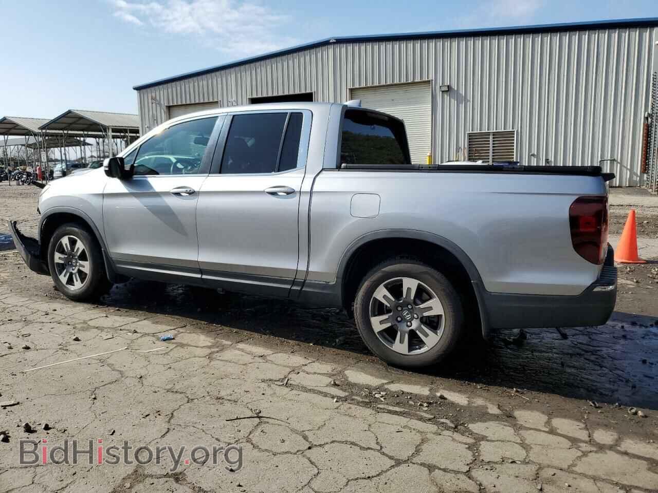 2017 HONDA RIDGELINE - VIN: 5FPYK2F67HB010002 - Фото 2