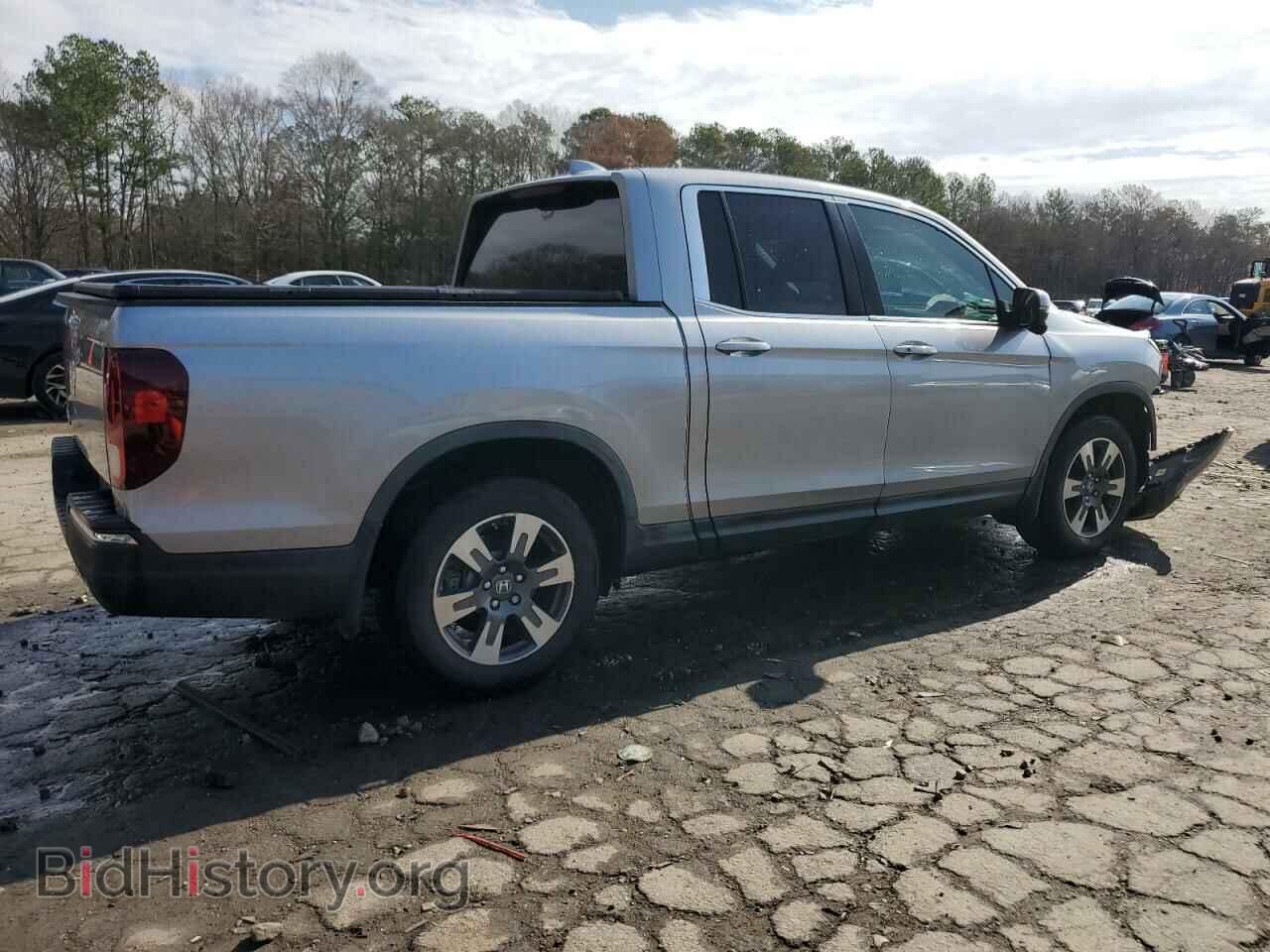 2017 HONDA RIDGELINE - VIN: 5FPYK2F67HB010002 - Фото 3