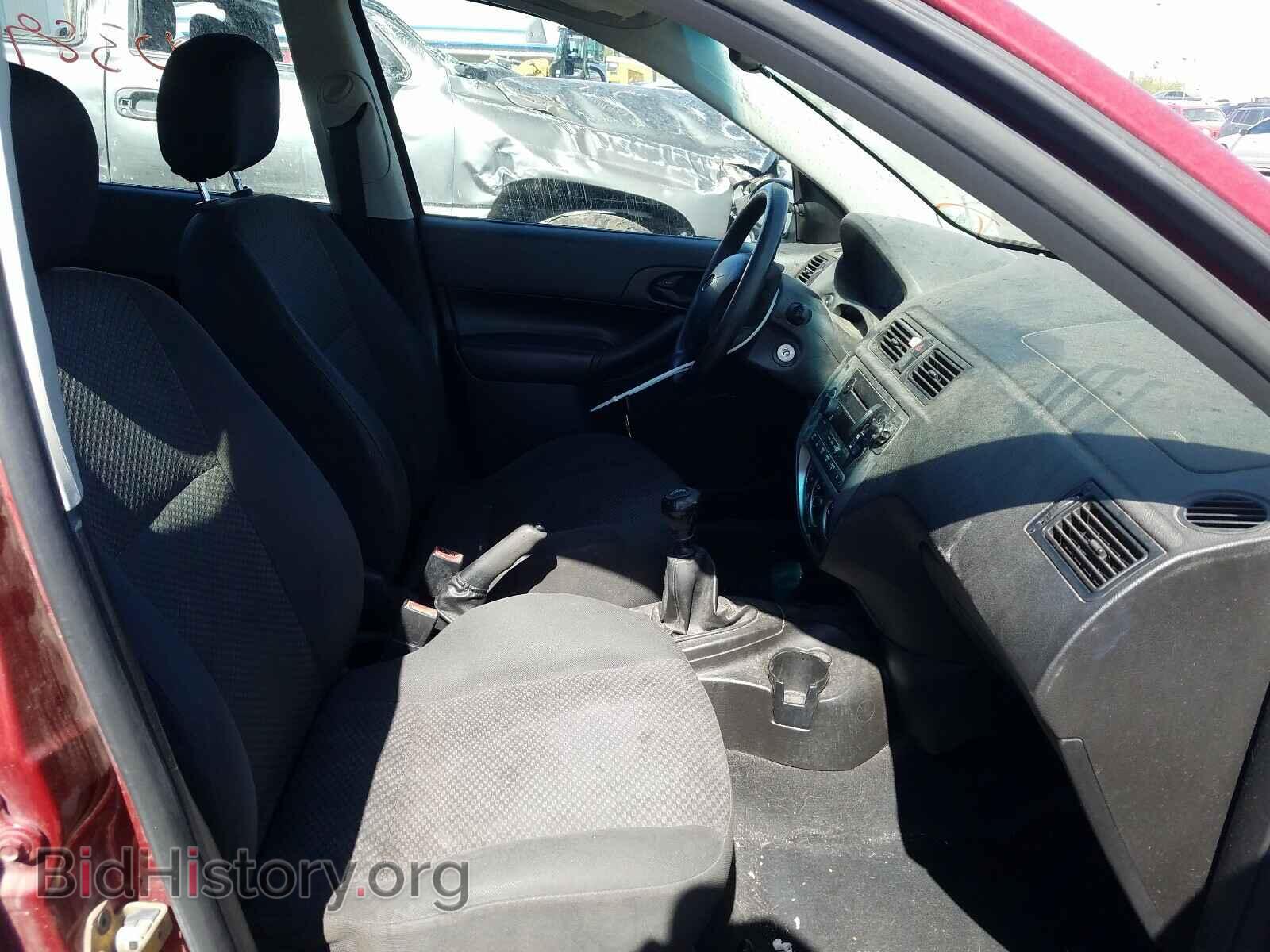 2005 FORD FOCUS - VIN: 3FAFP37N95R124354 - Фото 5