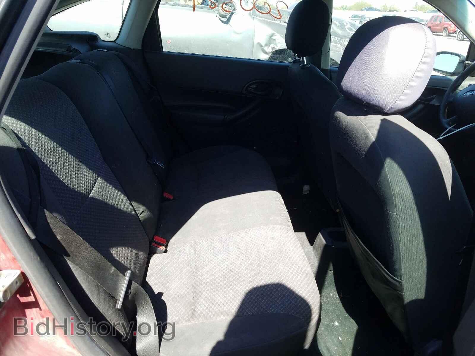 2005 FORD FOCUS - VIN: 3FAFP37N95R124354 - Фото 6
