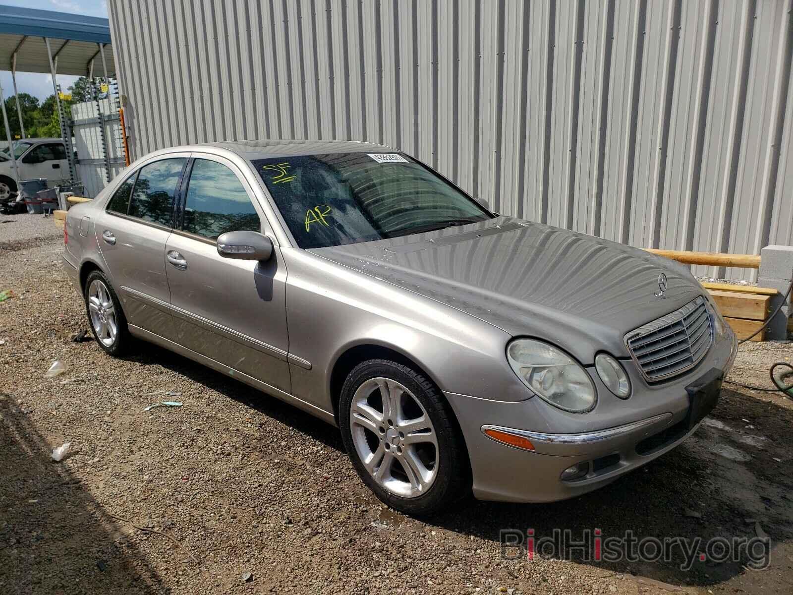 Photo WDBUF87J96X206400 - MERCEDES-BENZ E CLASS 2006