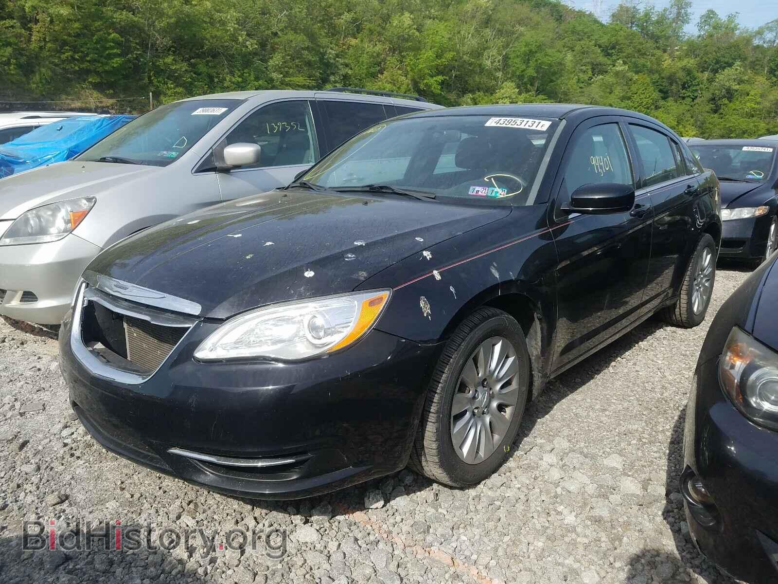 2013 CHRYSLER 200 - VIN: 1C3CCBAB3DN559619 - Photo 2