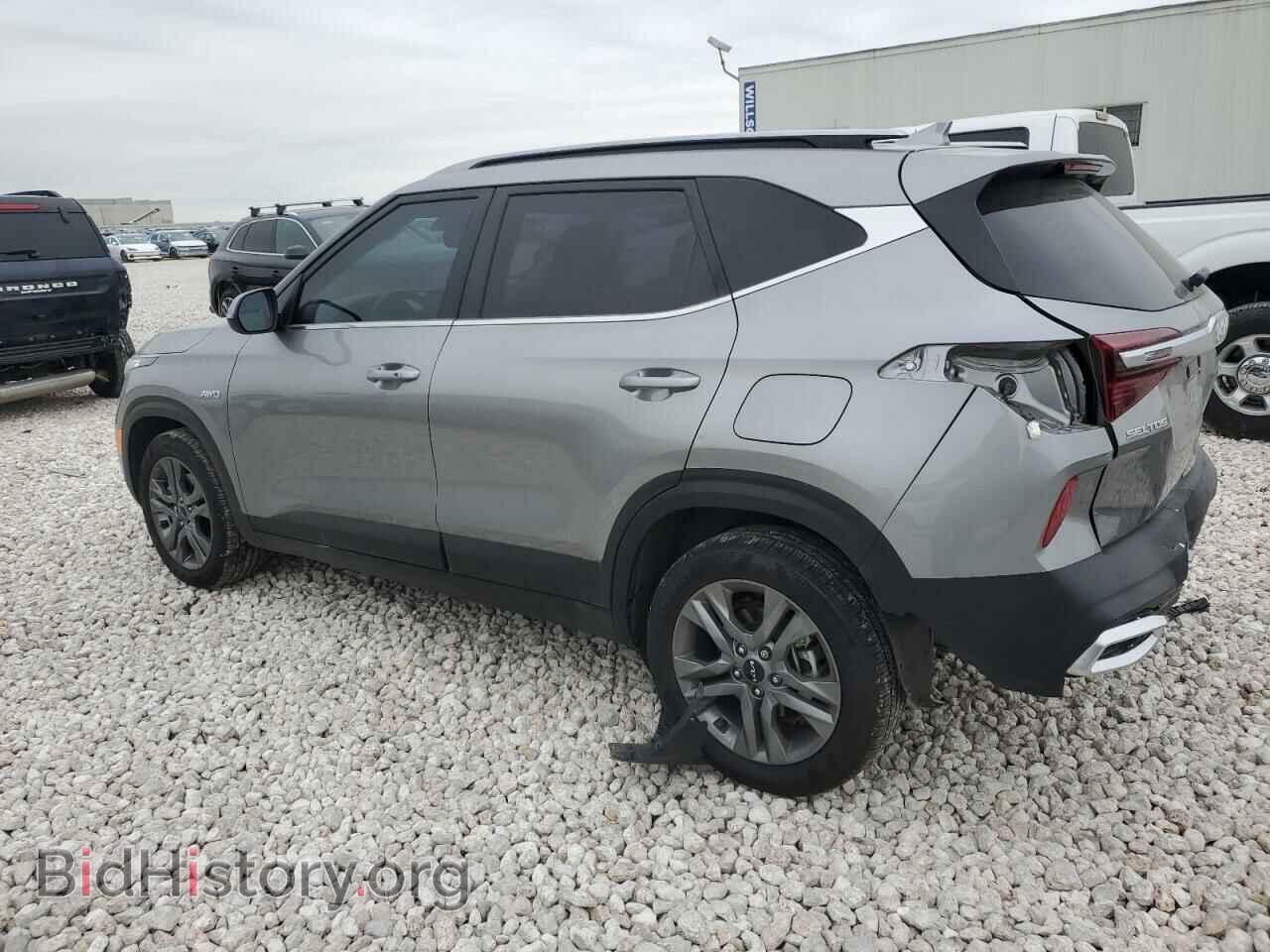 2023 KIA SELTOS - VIN: KNDEUCAAXP7426007 - Фото 2