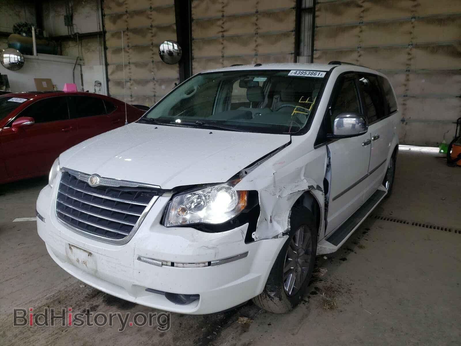 2008 CHRYSLER MINIVAN - VIN: 2A8HR64X28R615775 - Фото 2