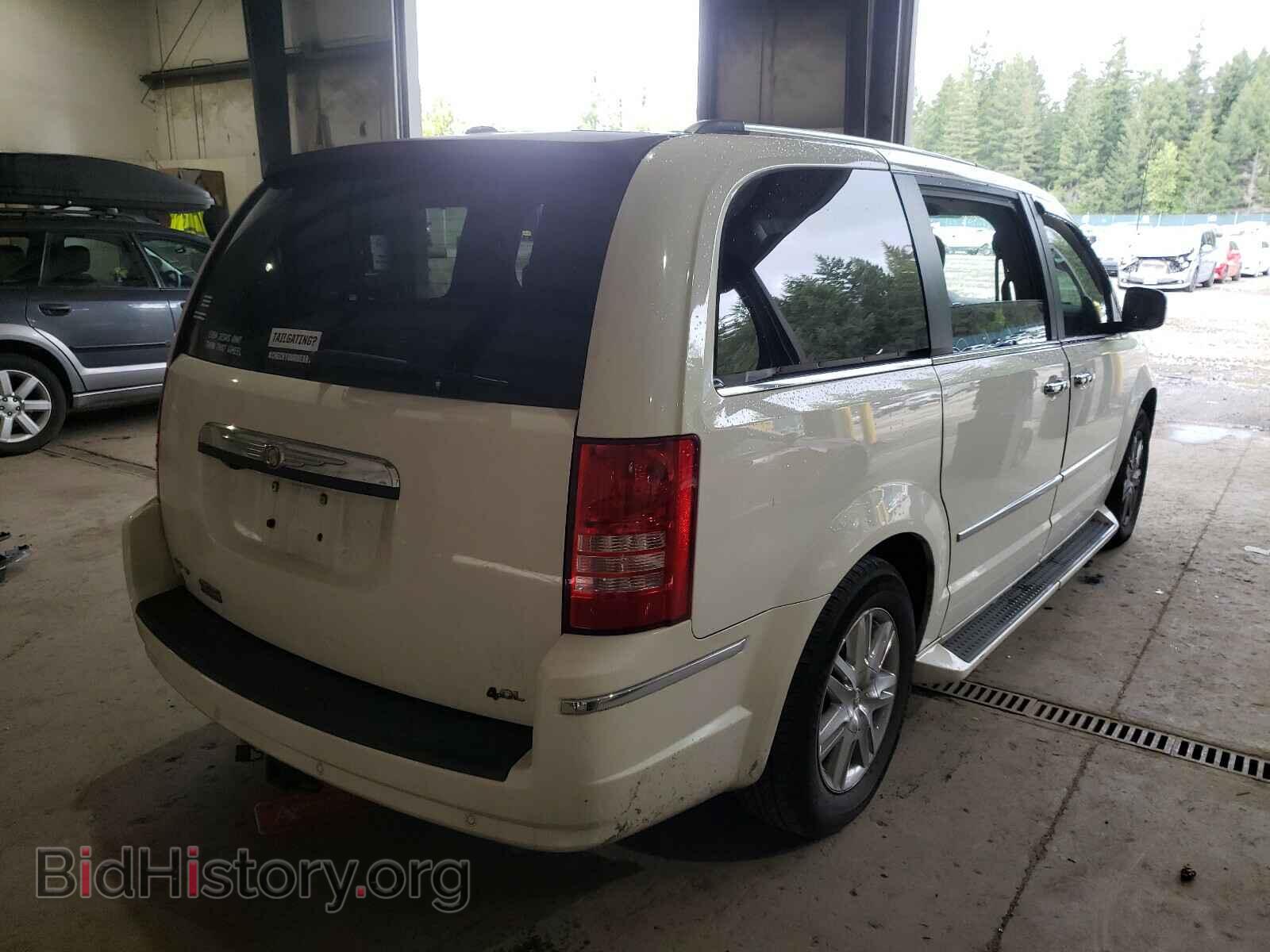 2008 CHRYSLER MINIVAN - VIN: 2A8HR64X28R615775 - Фото 4