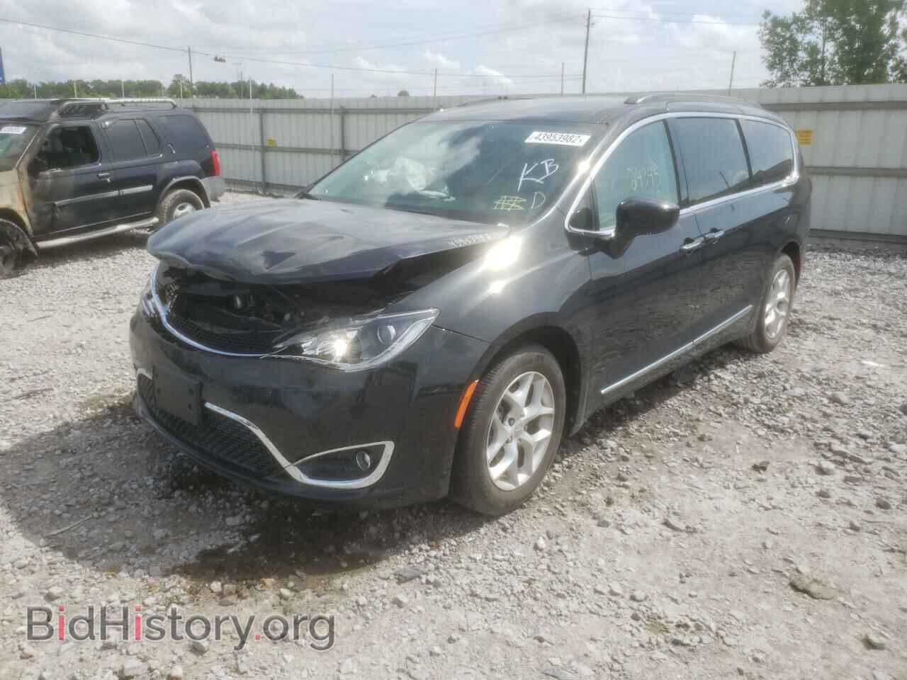 2017 CHRYSLER PACIFICA - VIN: 2C4RC1BG4HR520721 - Photo 2