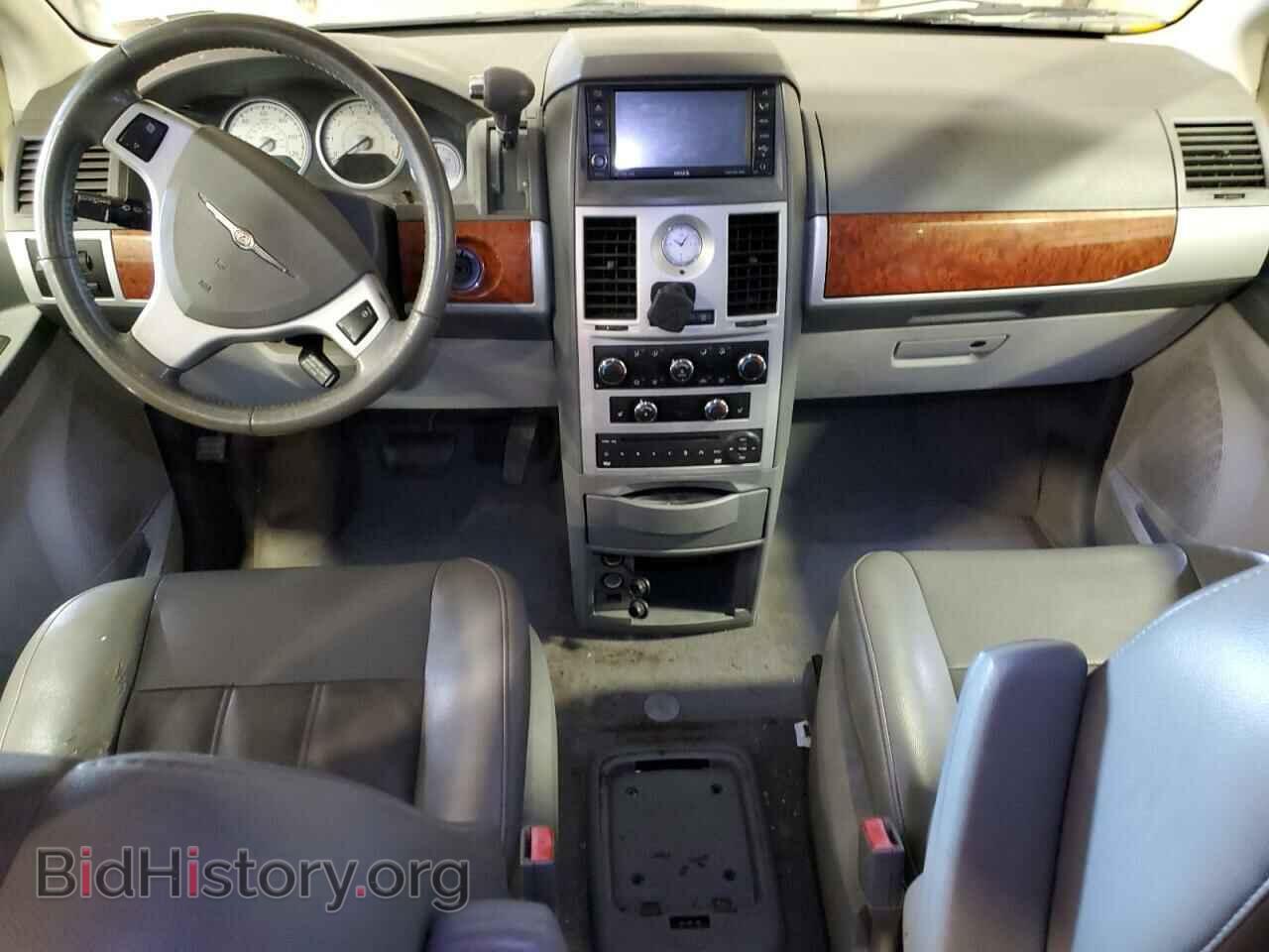2009 CHRYSLER MINIVAN - VIN: 2A8HR54119R512483 - Фото 8