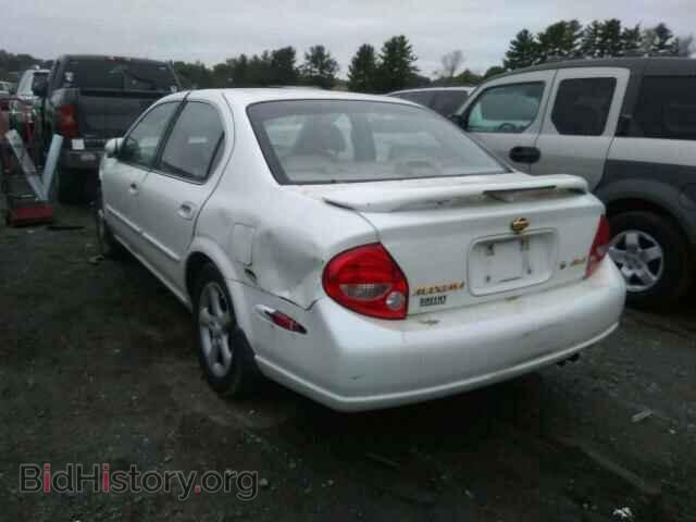 2000 NISSAN MAXIMA - VIN: JN1CA31A7YT210000 - Photo 3