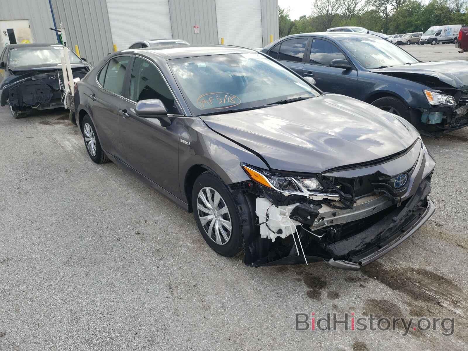 Photo 4T1B31HK8JU004640 - TOYOTA CAMRY 2018