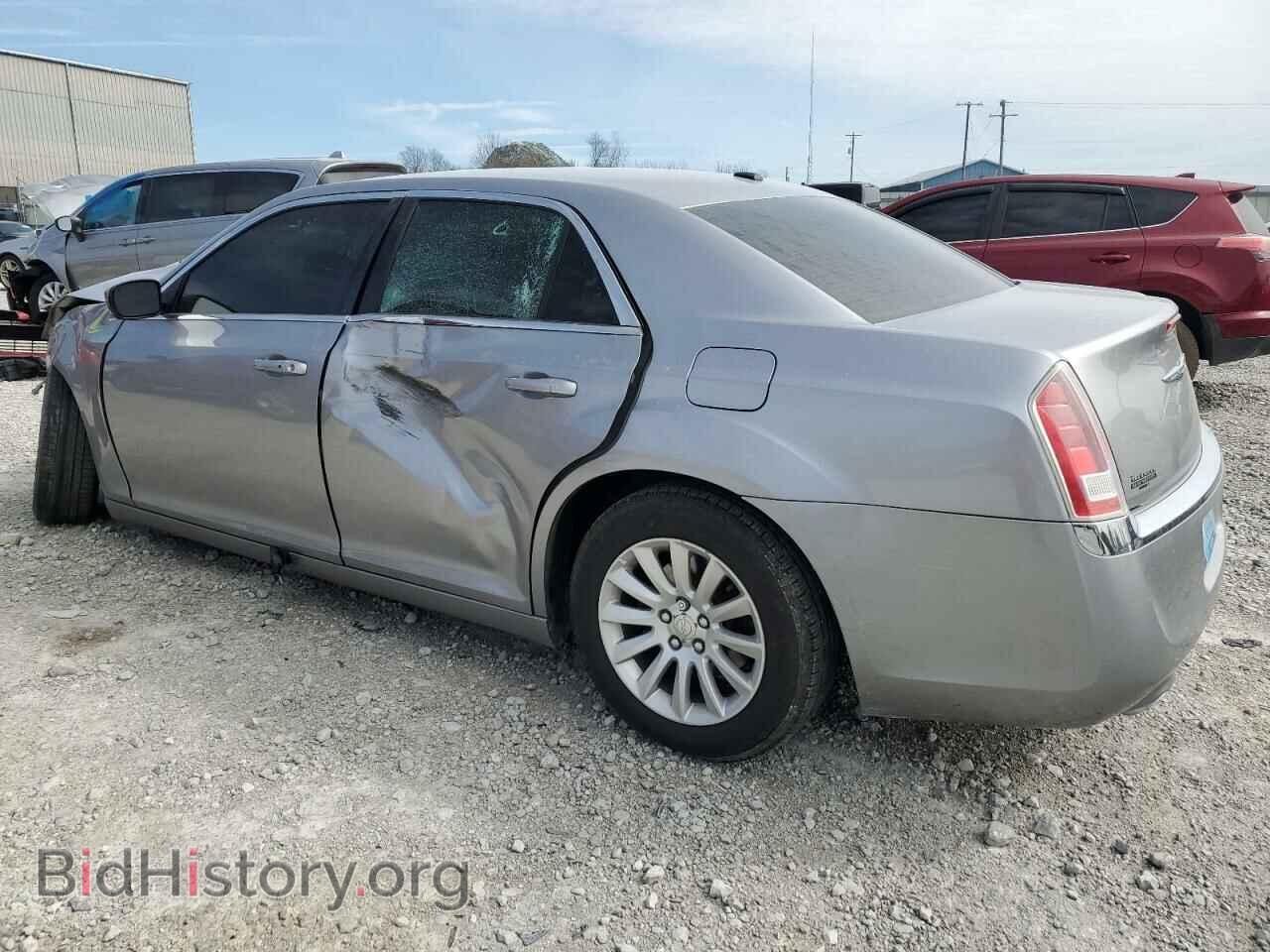 2014 CHRYSLER 300 - VIN: 2C3CCAAG9EH260197 - Фото 2