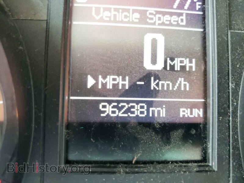 2016 Chrysler MINIVAN (VIN 2C4RC1CGXGR304420) — photo 8 of 10