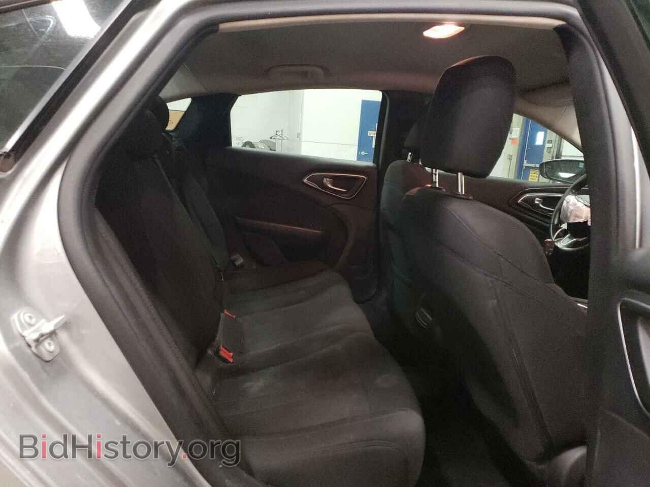 2015 CHRYSLER 200 - VIN: 1C3CCCAB5FN608604 - Фото 10