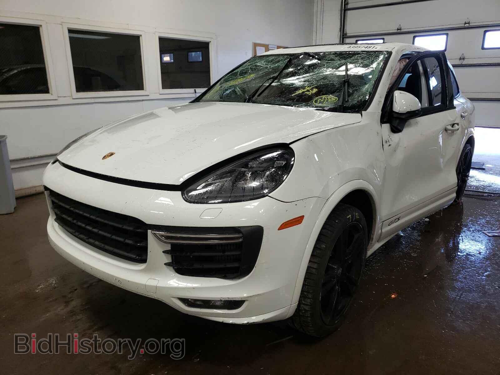 2016 PORSCHE CAYENNE - VIN: WP1AD2A26GLA76513 - Фото 2