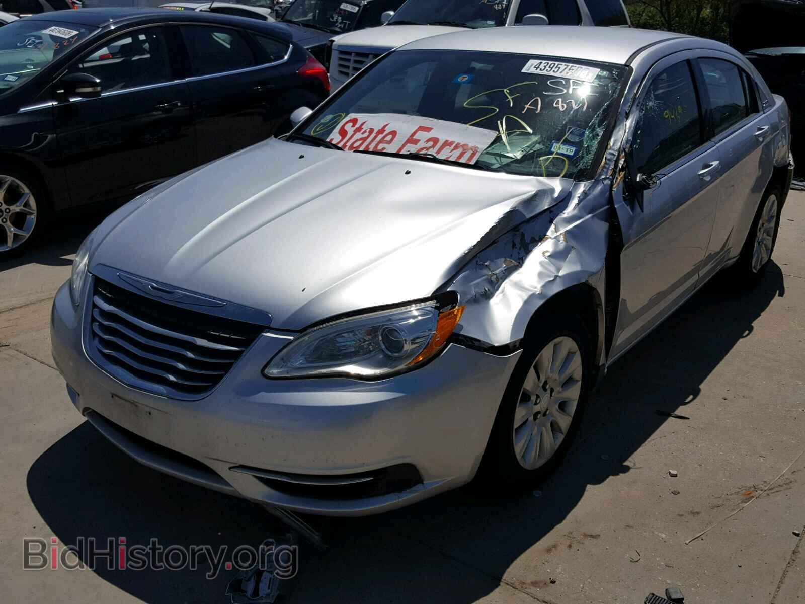 2011 CHRYSLER 200 - VIN: 1C3BC4FB6BN562737 - Фото 2
