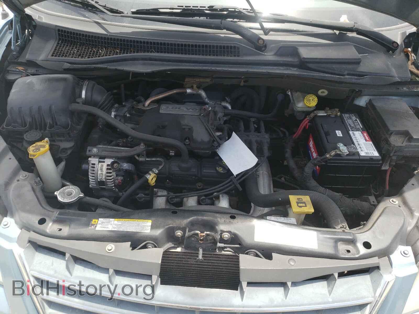 2008 CHRYSLER MINIVAN - VIN: 2A8HR54P38R693346 - Фото 7