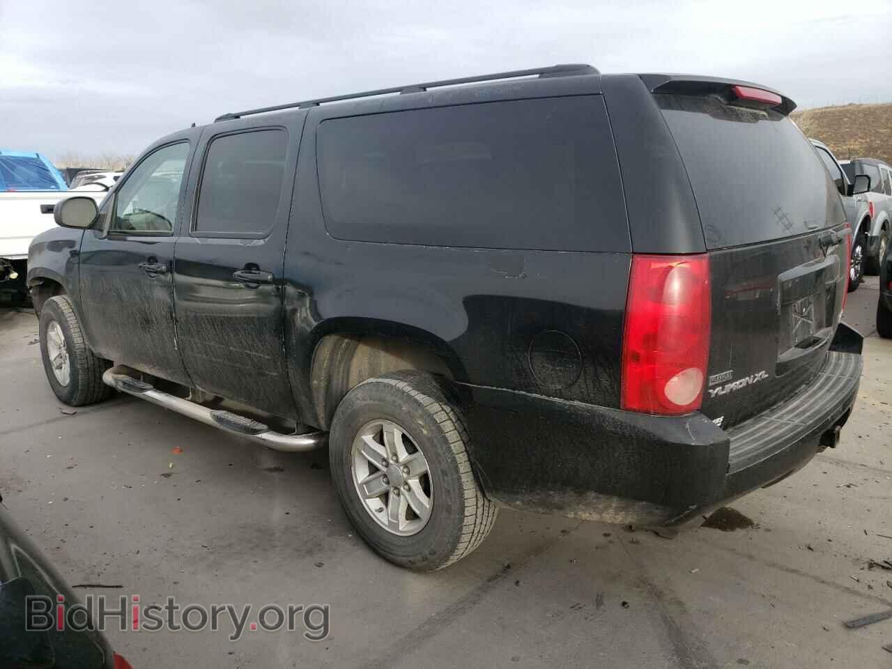 2011 GMC YUKON - VIN: 1GKS2HE35BR391413 - Фото 2
