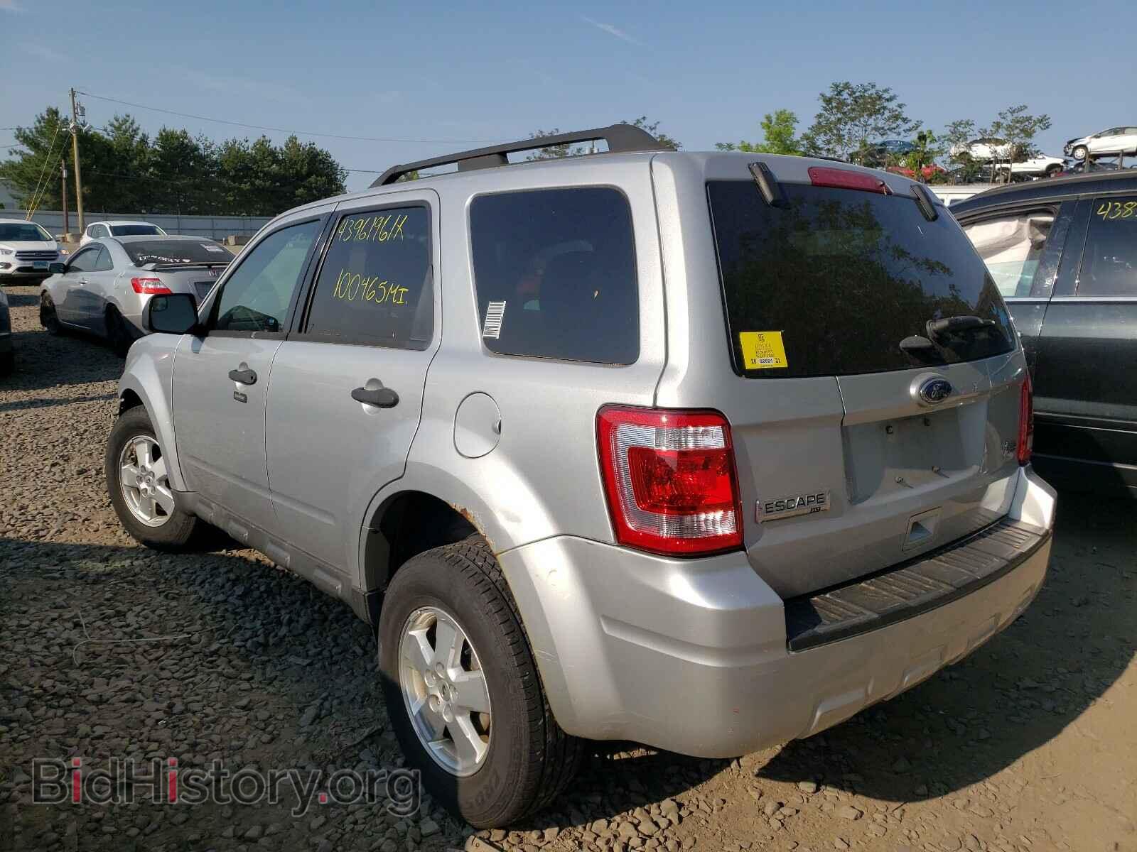 2011 FORD ESCAPE - VIN: 1FMCU9DG1BKA75399 - Фото 3