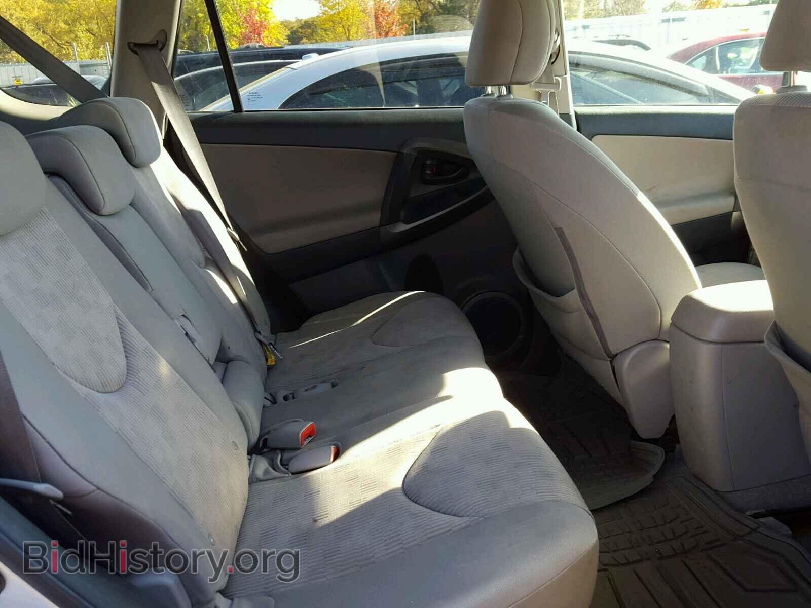 2011 TOYOTA RAV4 - VIN: 2T3ZF4DV4BW068450 - Фото 6