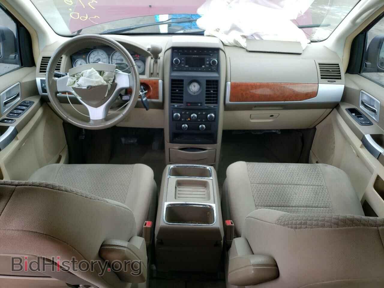 2008 CHRYSLER MINIVAN - VIN: 2A8HR54P48R681447 - Фото 8