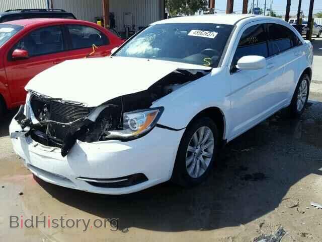 2013 CHRYSLER 200 - VIN: 1C3CCBBB1DN573758 - Фото 2