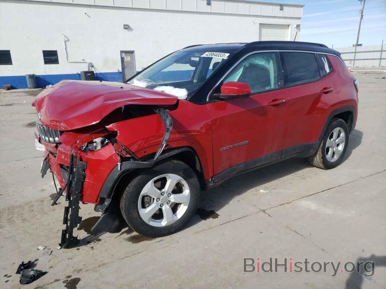 Фотография 3C4NJDBB5JT308116 - JEEP COMPASS 2018