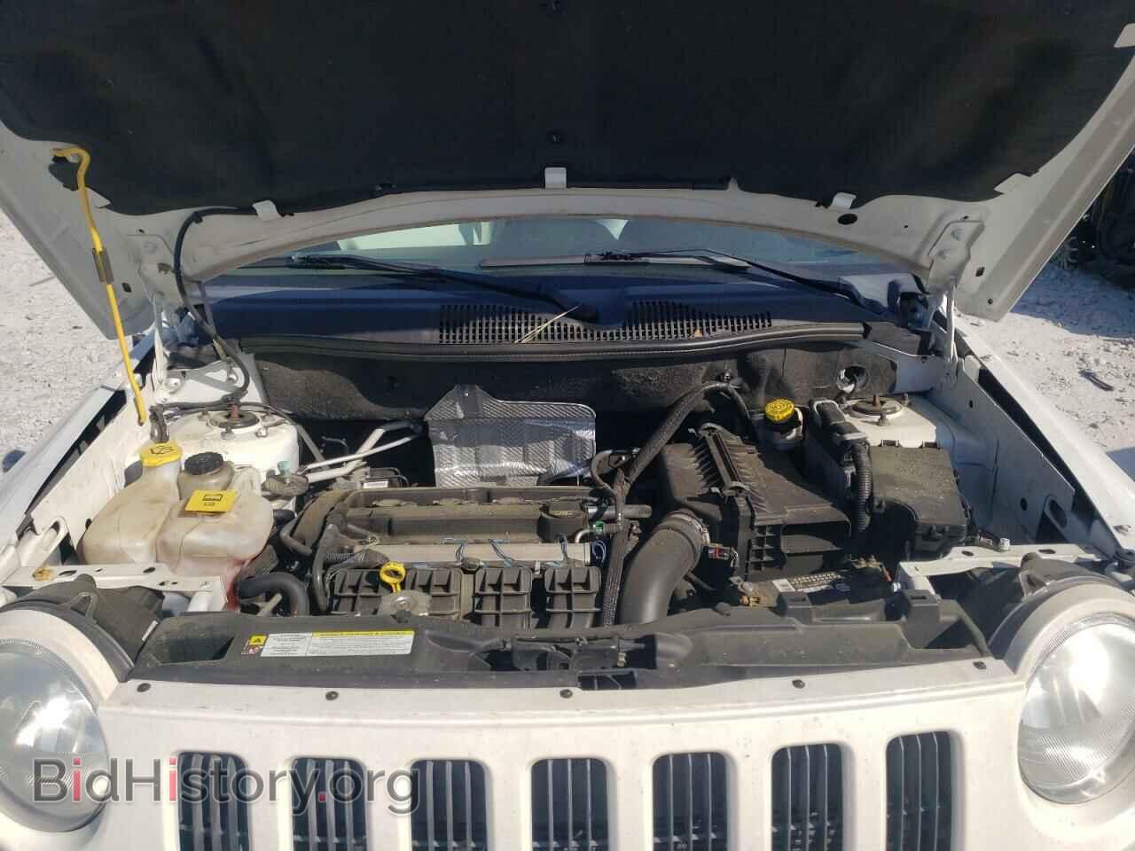 2010 JEEP COMPASS - VIN: 1J4NT4FA0AD504749 - Фото 7