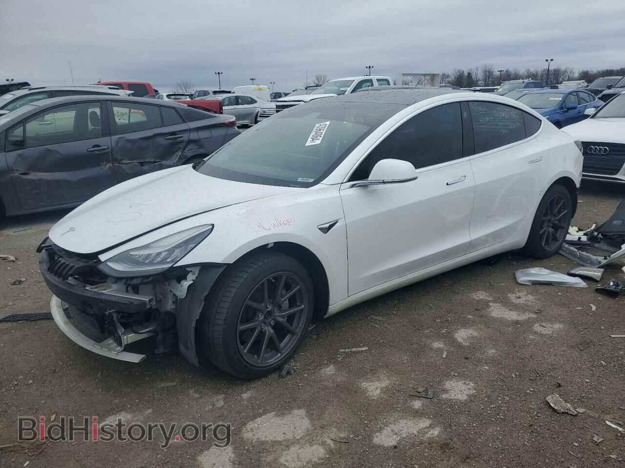 Photo 5YJ3E1EBXKF211628 - TESLA MODEL 3 2019