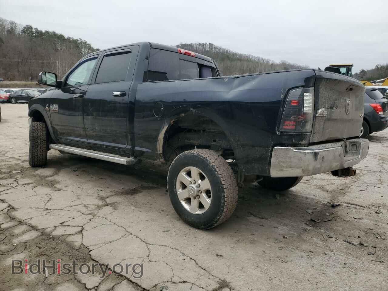 2015 RAM All Models - VIN: 3C6UR5DL2FG569002 - Photo 2