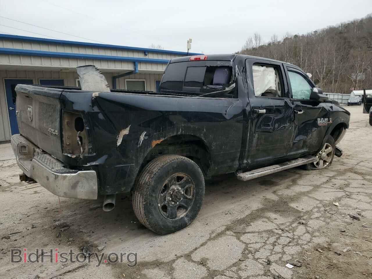 2015 RAM All Models - VIN: 3C6UR5DL2FG569002 - Photo 3
