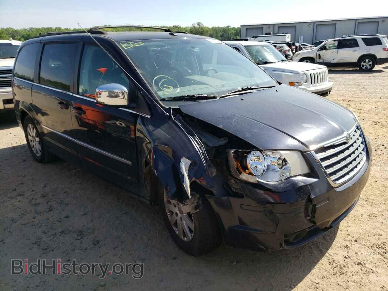 Photo 2A4RR5D11AR188123 - CHRYSLER MINIVAN 2010