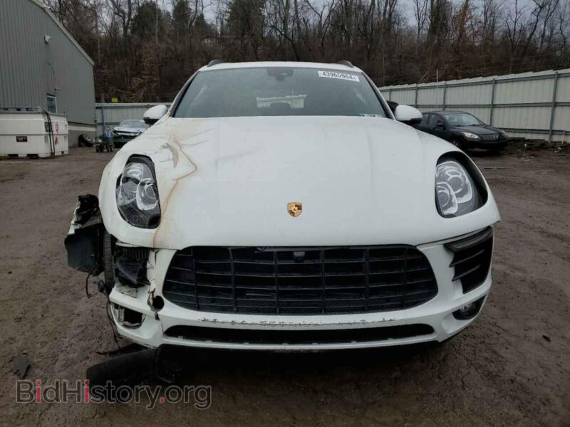 2017 Porsche MACAN (VIN WP1AB2A52HLB13168) — photo 5 of 12