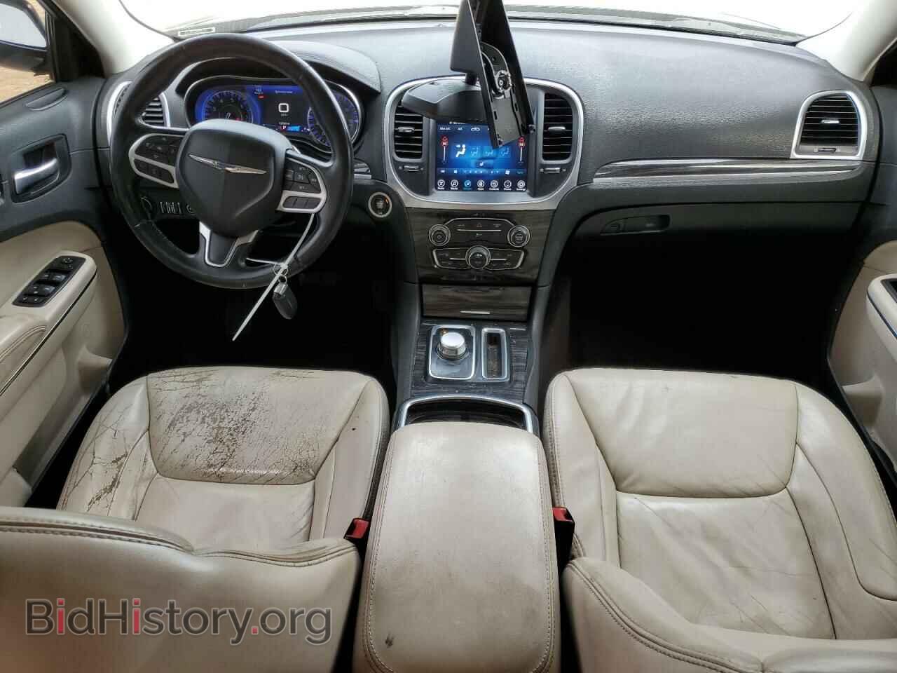 2017 CHRYSLER 300 - VIN: 2C3CCAAG3HH552481 - Фото 8