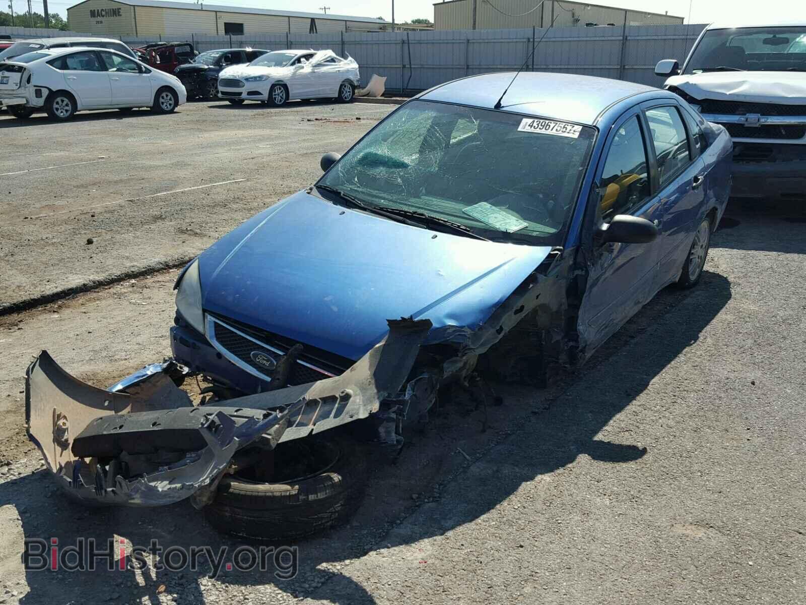2005 FORD FOCUS - VIN: 1FAFP34N55W177313 - Фото 2