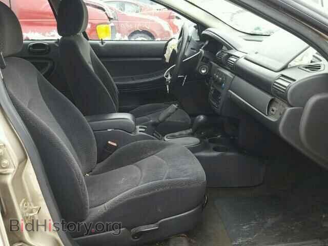 2004 CHRYSLER SEBRING - VIN: 1C3EL46X74N365068 - Фото 5