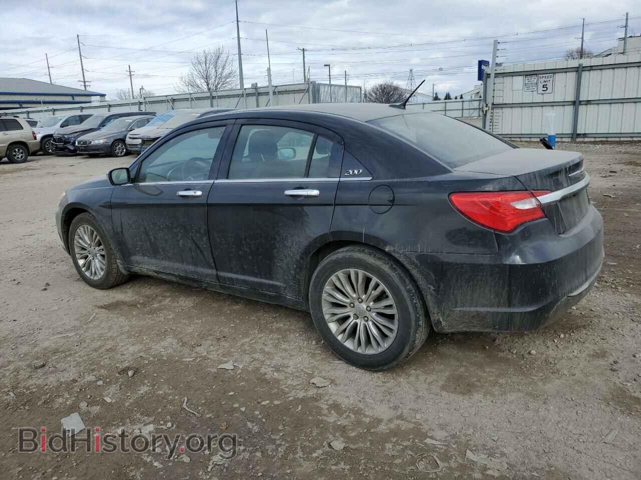 2013 CHRYSLER 200 - VIN: 1C3CCBCG2DN629734 - Фото 2