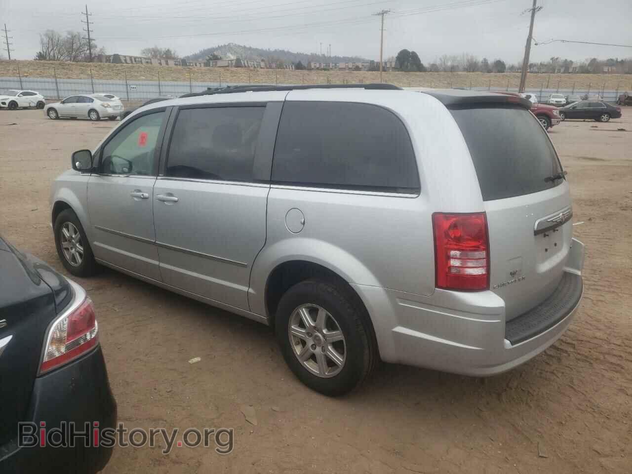 2010 CHRYSLER MINIVAN - VIN: 2A4RR5D15AR420965 - Фото 2