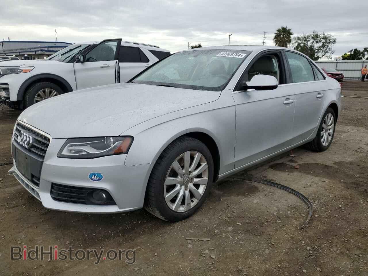 Фотография WAUBFAFLXCA117529 - AUDI A4 2012