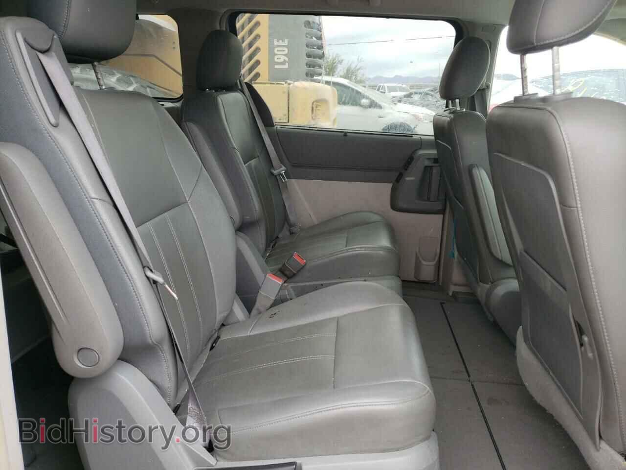 2008 CHRYSLER MINIVAN - VIN: 2A8HR54P88R828675 - Фото 6